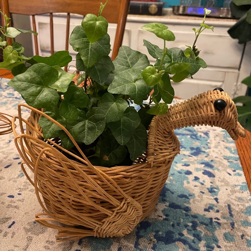 2 Vintage Wicker Duck Bird Shaped Basket Planters Beak Boho Rattan - Picture 6 of 12